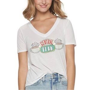 NWT Friends "Central Perk" Short Sleeve White Graphic Tee Juniors' Size Large
